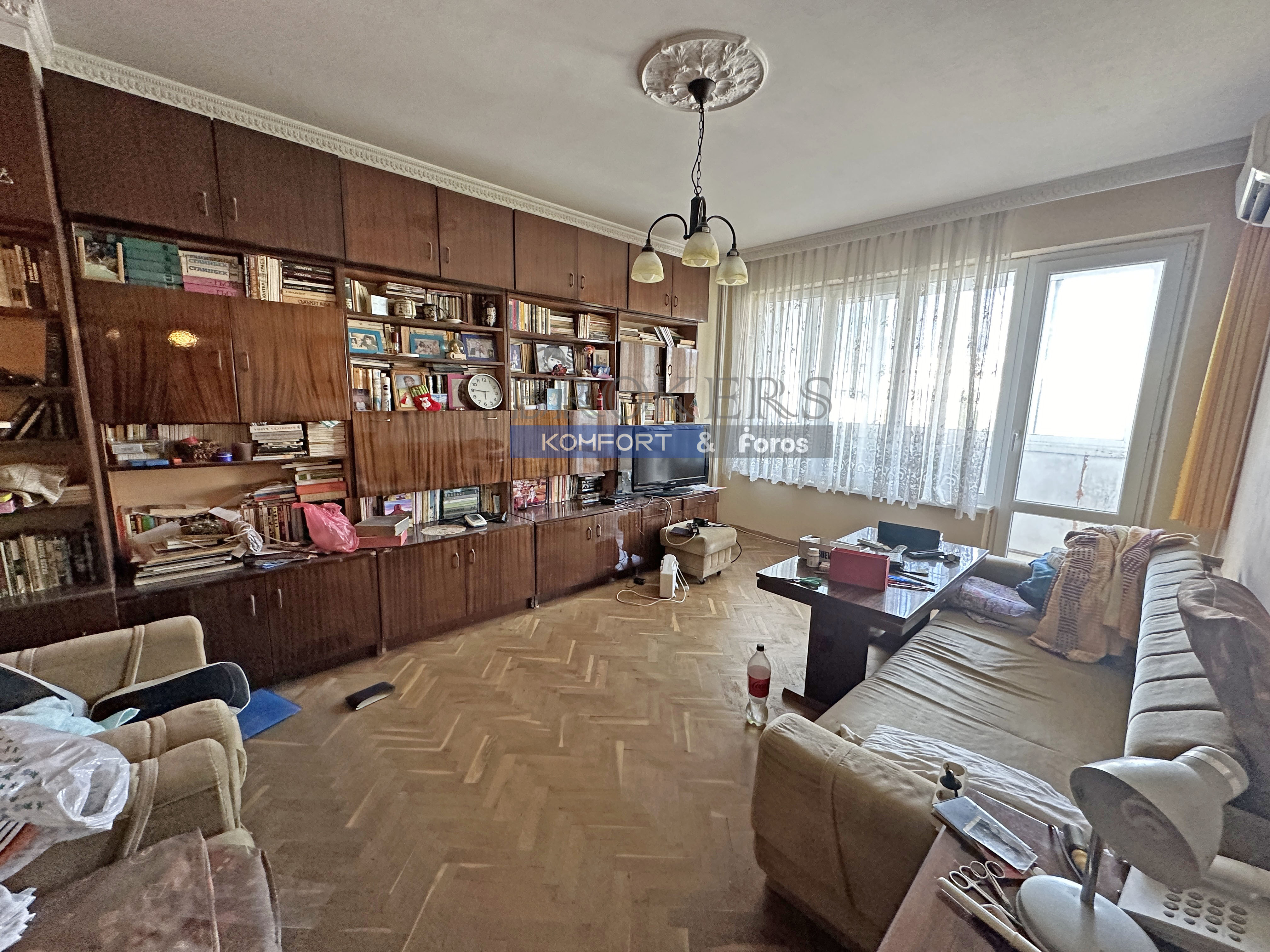 Тристаен апартамент в р-н Чаталджа 