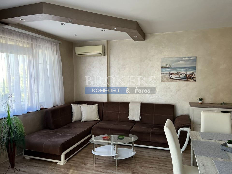 Двустаен апартамент под наем в района на Лятно Тракия