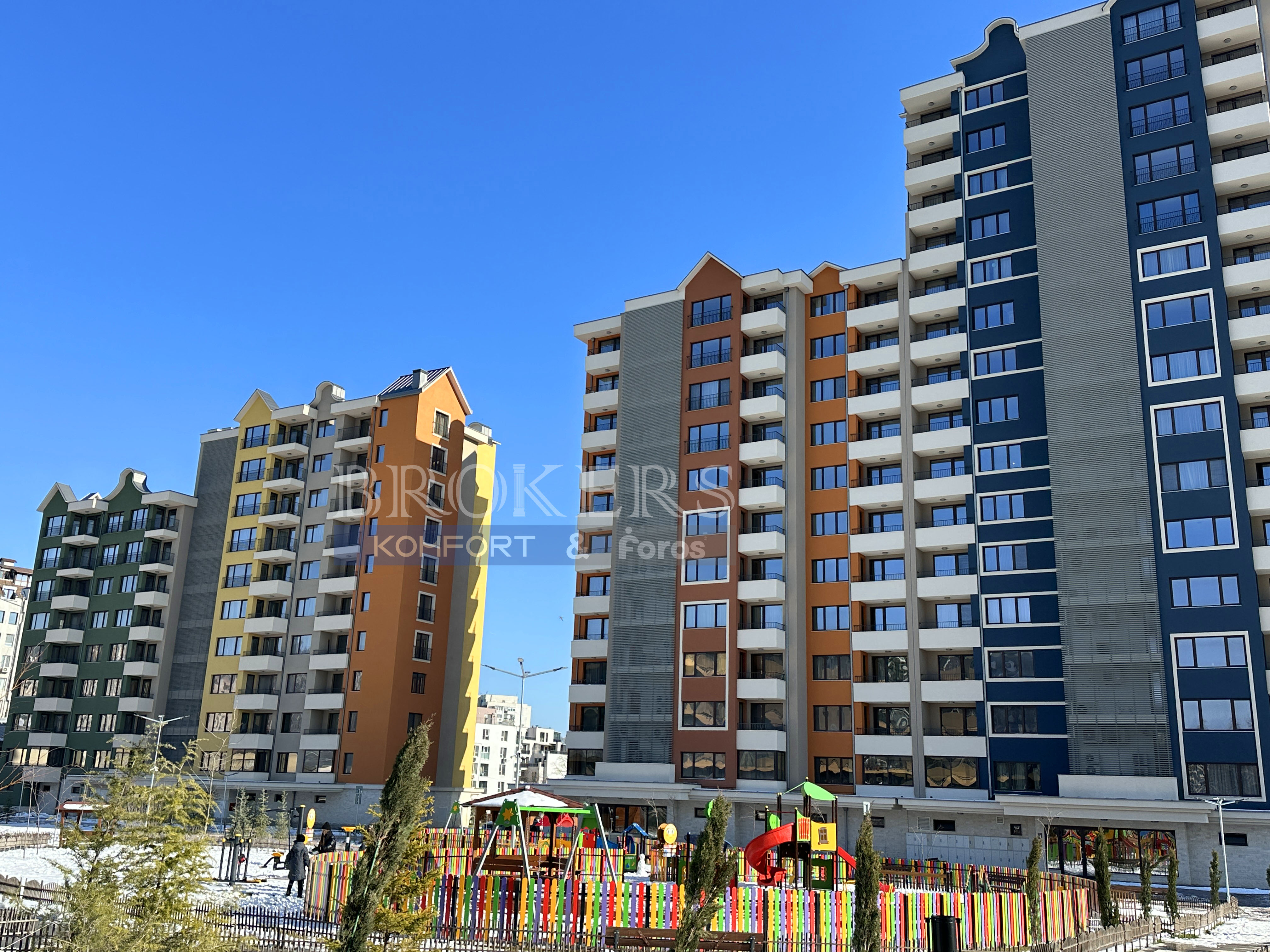 Двустаен апартамент за продажба в кв. Победа 