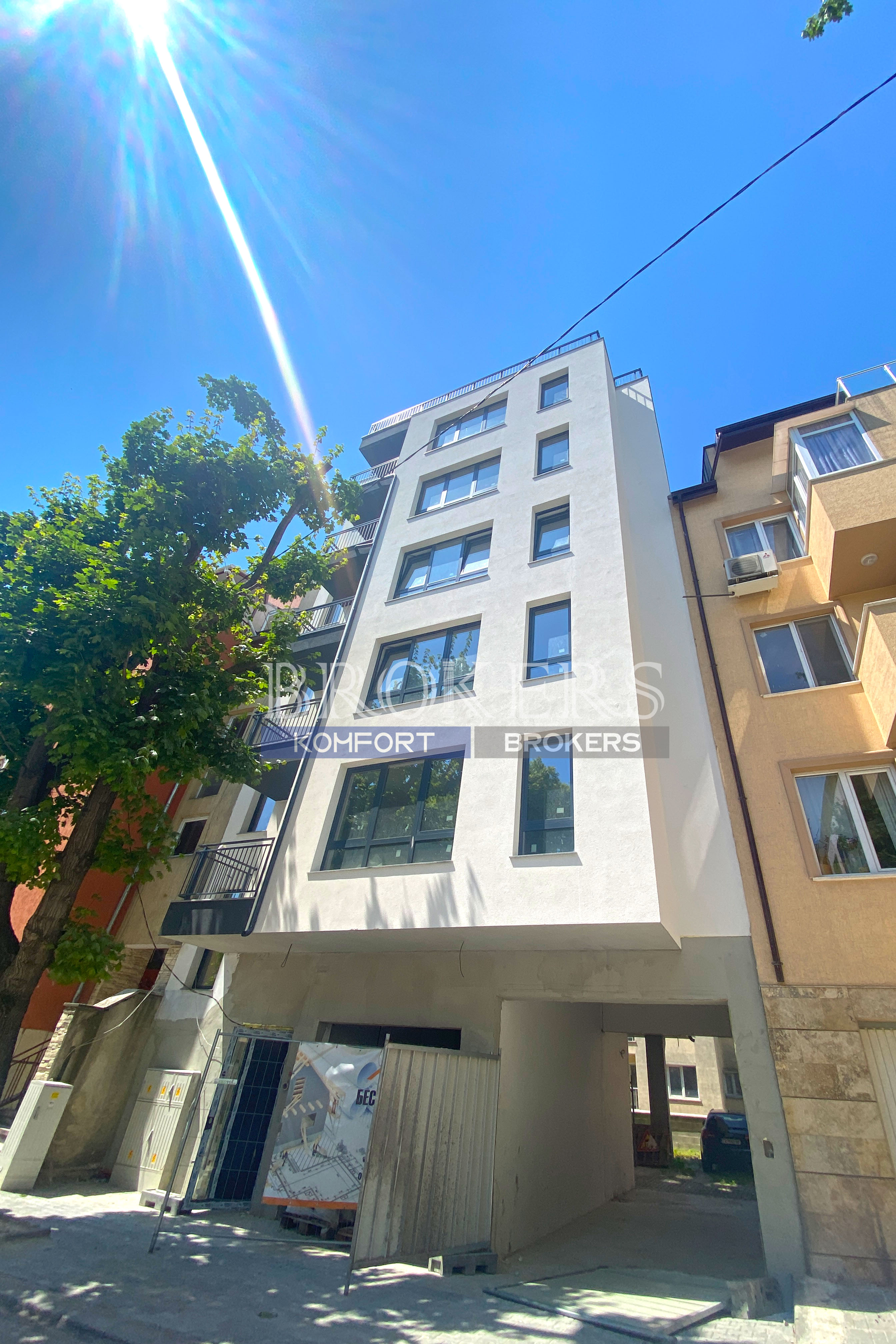 Тристаен апартамент 6 в центъра на гр. Варна